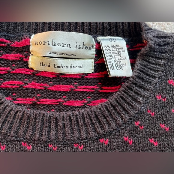 Vintage Northern Isles Knit Farm Sweater ✨🐄 - Picture 6 of 10